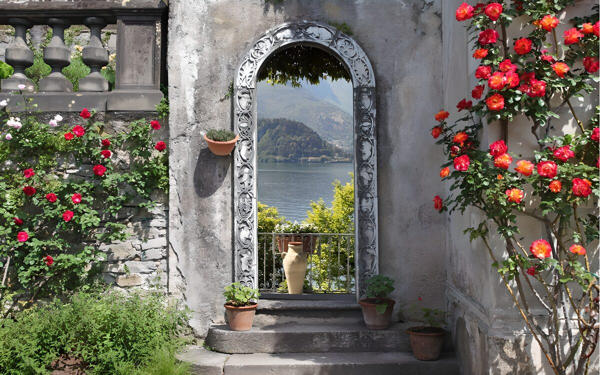 TPDE77846: Rosenstock am Tor mit Blick auf den See