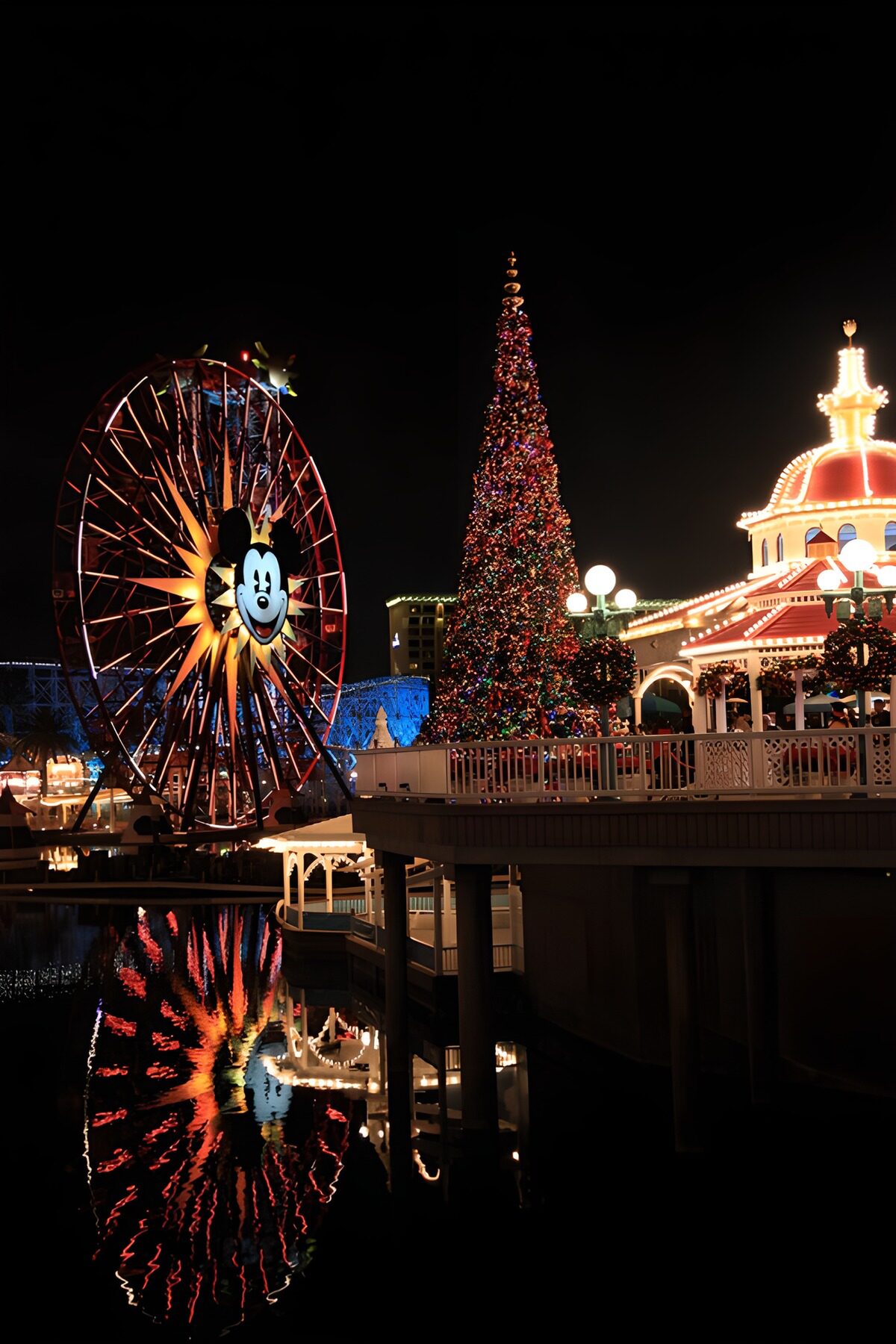 TPDE48244: Weihnachtszauber im Vergnügungspark