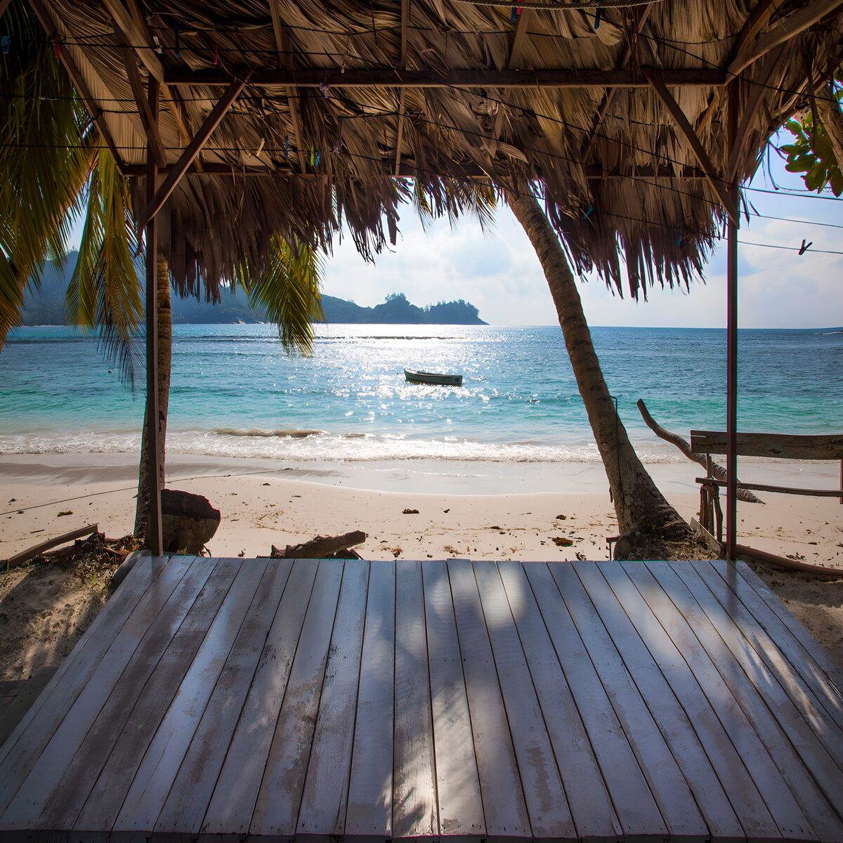 TPDE40157: Paradiesischer Strand mit Aussicht