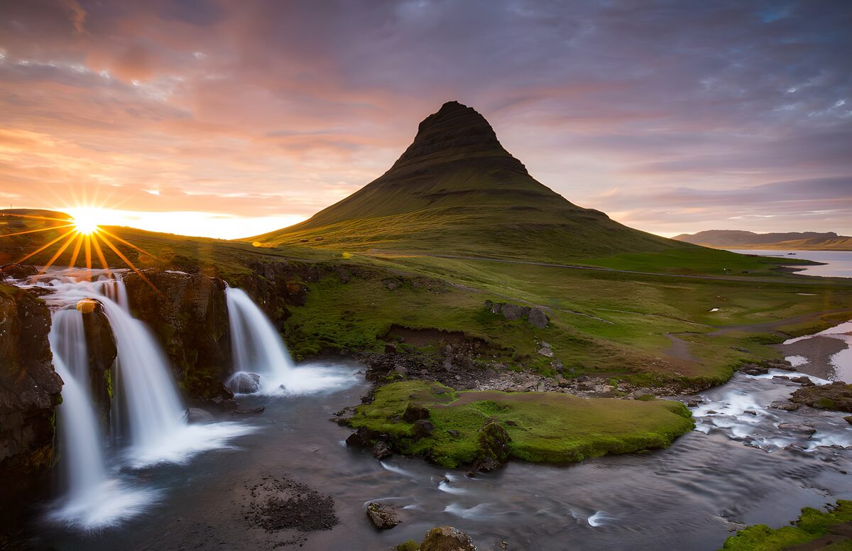 Sonnenaufgang über dem Kirkjufell