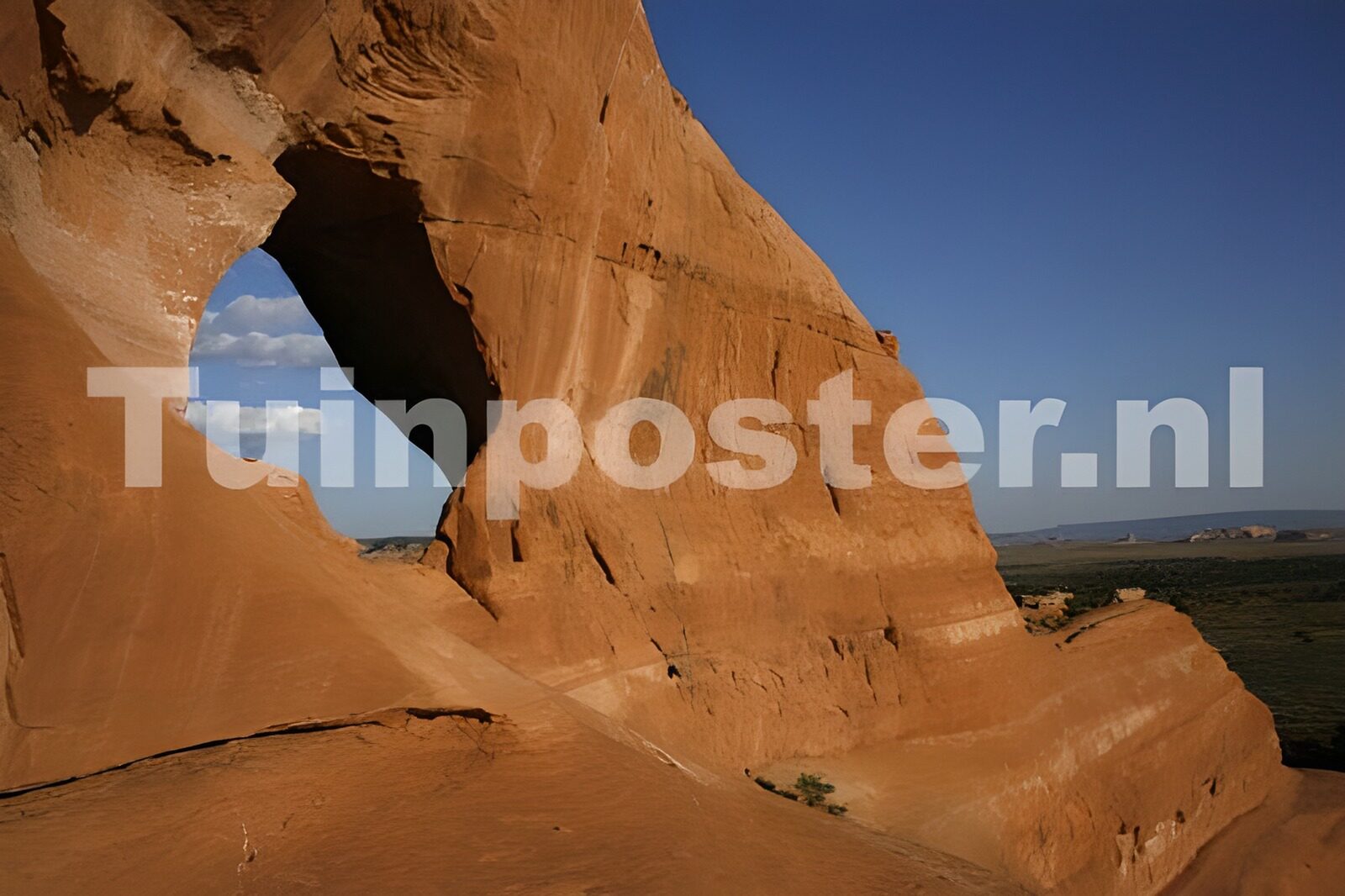 TPDE83706: Sandsteinfelsen gen blauen Himmel