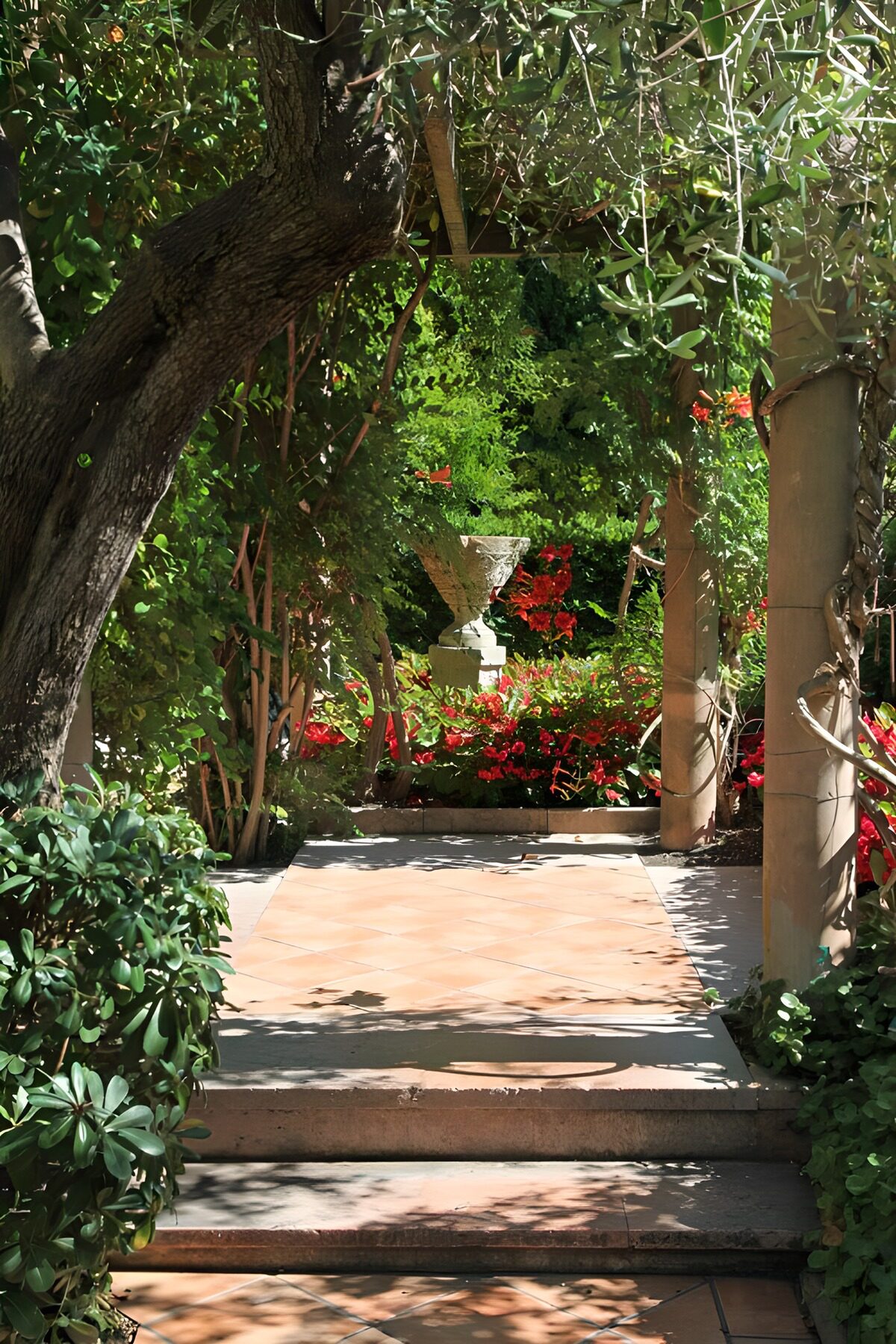 TPDE49082: mediterraner Park