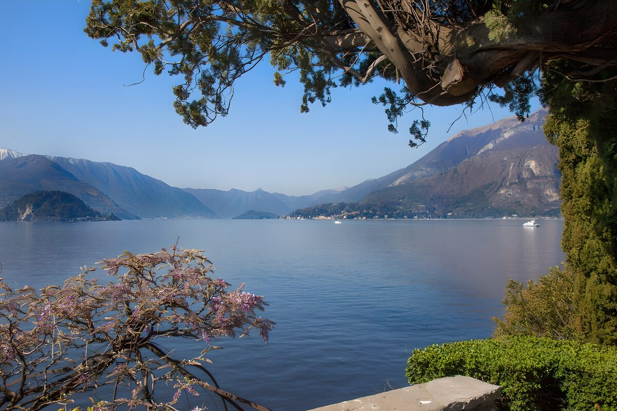 wunderschöner Blick auf das Lago Maggiore