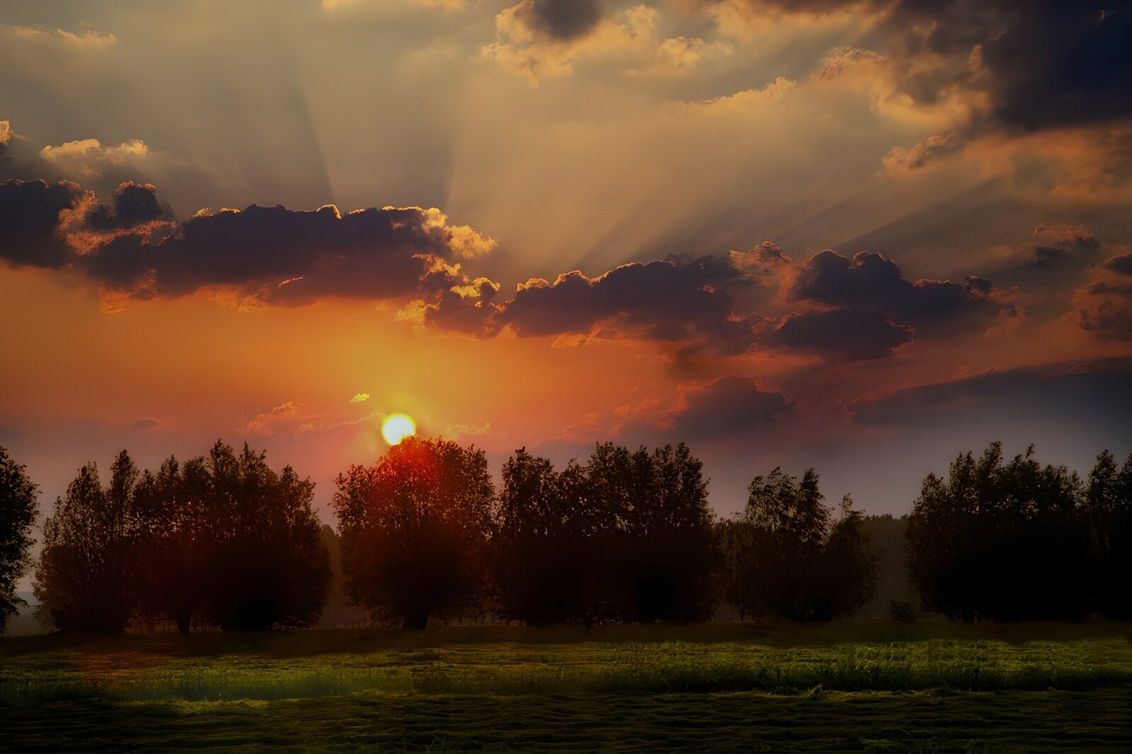 TPDE34079:  farbenprächtiger Sonnenuntergang 