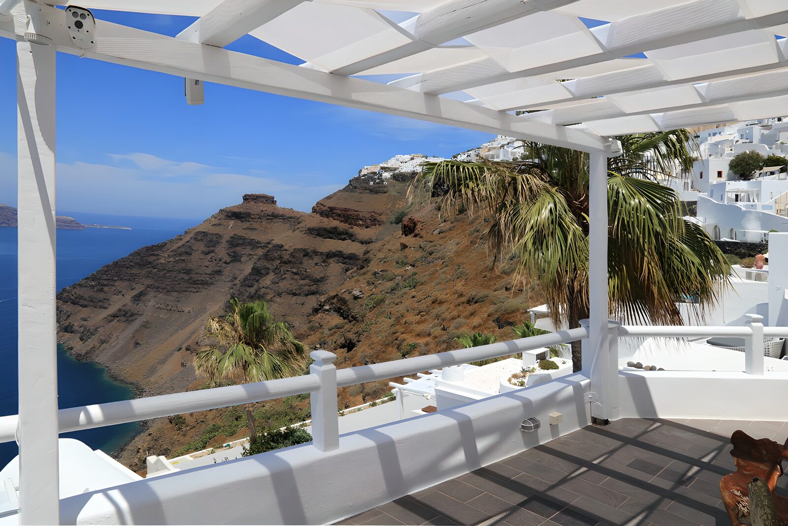 TPDE91821: Aussicht auf die Küste von Santorin
