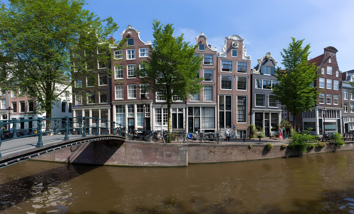 TPDE99119: Schöne Grachtenhäuser in Amsterdam