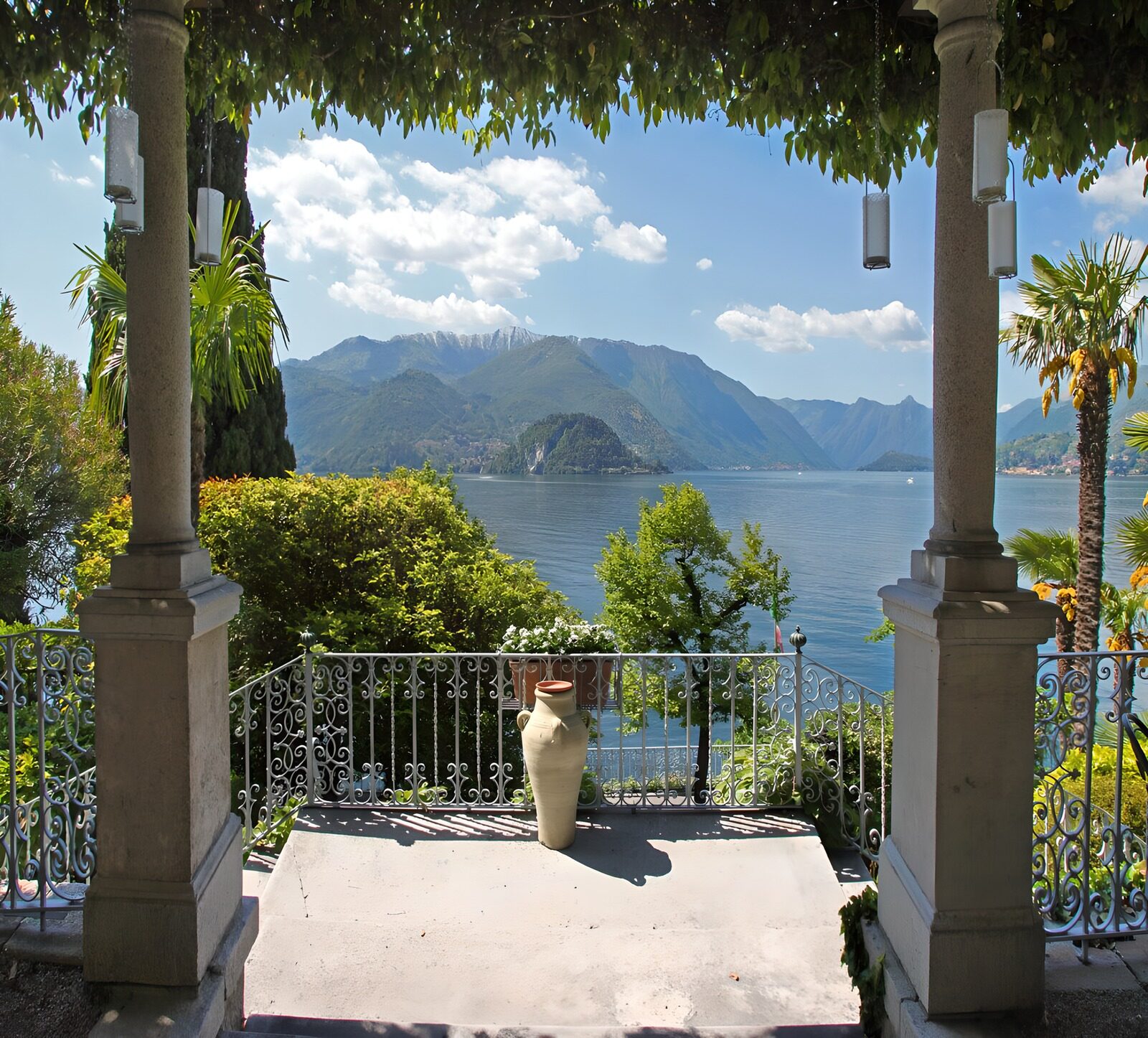 TPDE22742: Terrasse mit Blick auf das Lago Maggiore