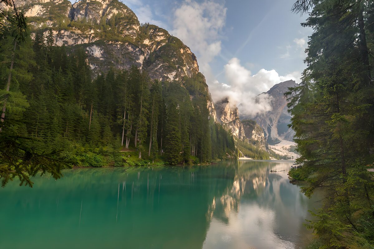 TPDE26246: Bergsee im italienischen Alpenparadies