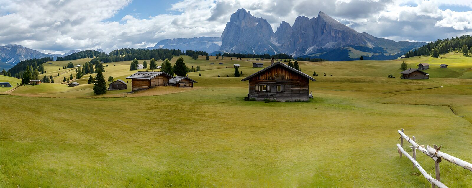 TPDE84250: Malerische Almlandschaft in den Dolomiten