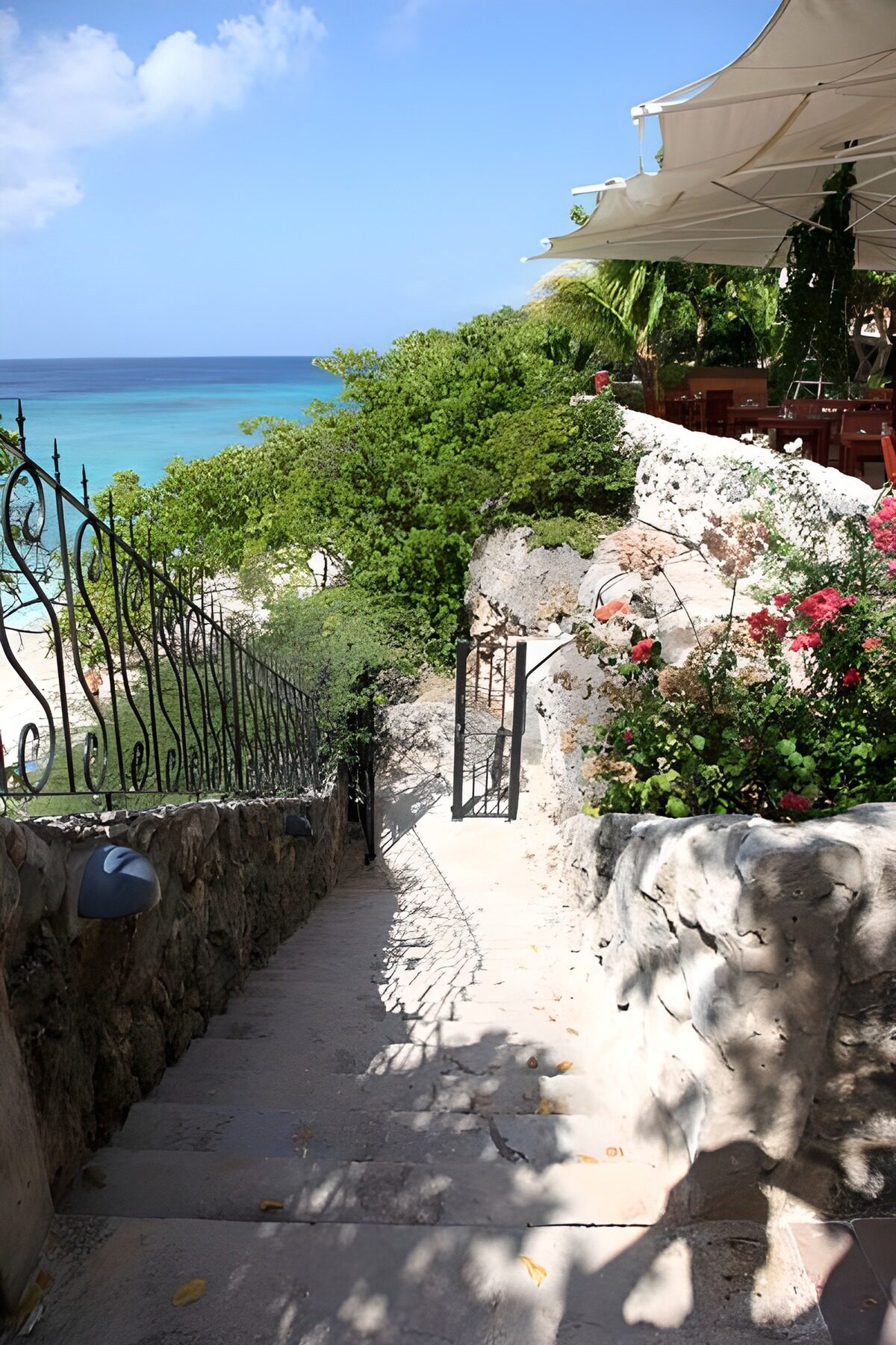 TPDE83337: Steintreppe zum Meer