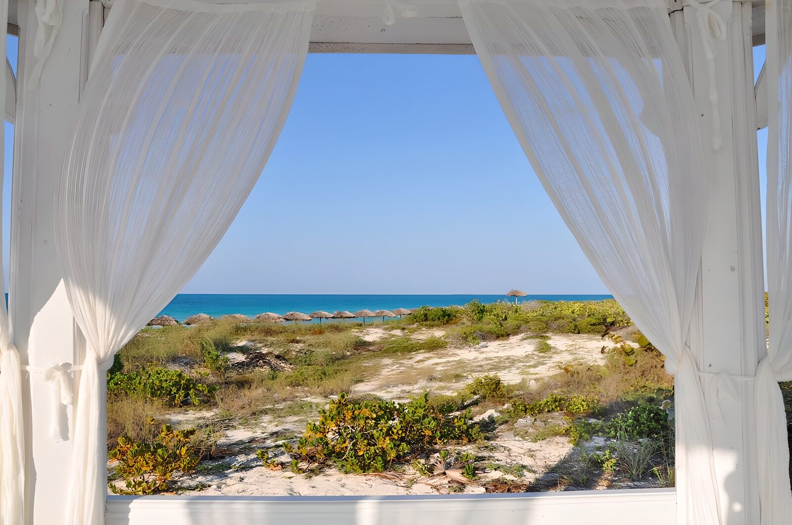 TPDE93684: schattige und windgeschützte Aussicht aufs Meer