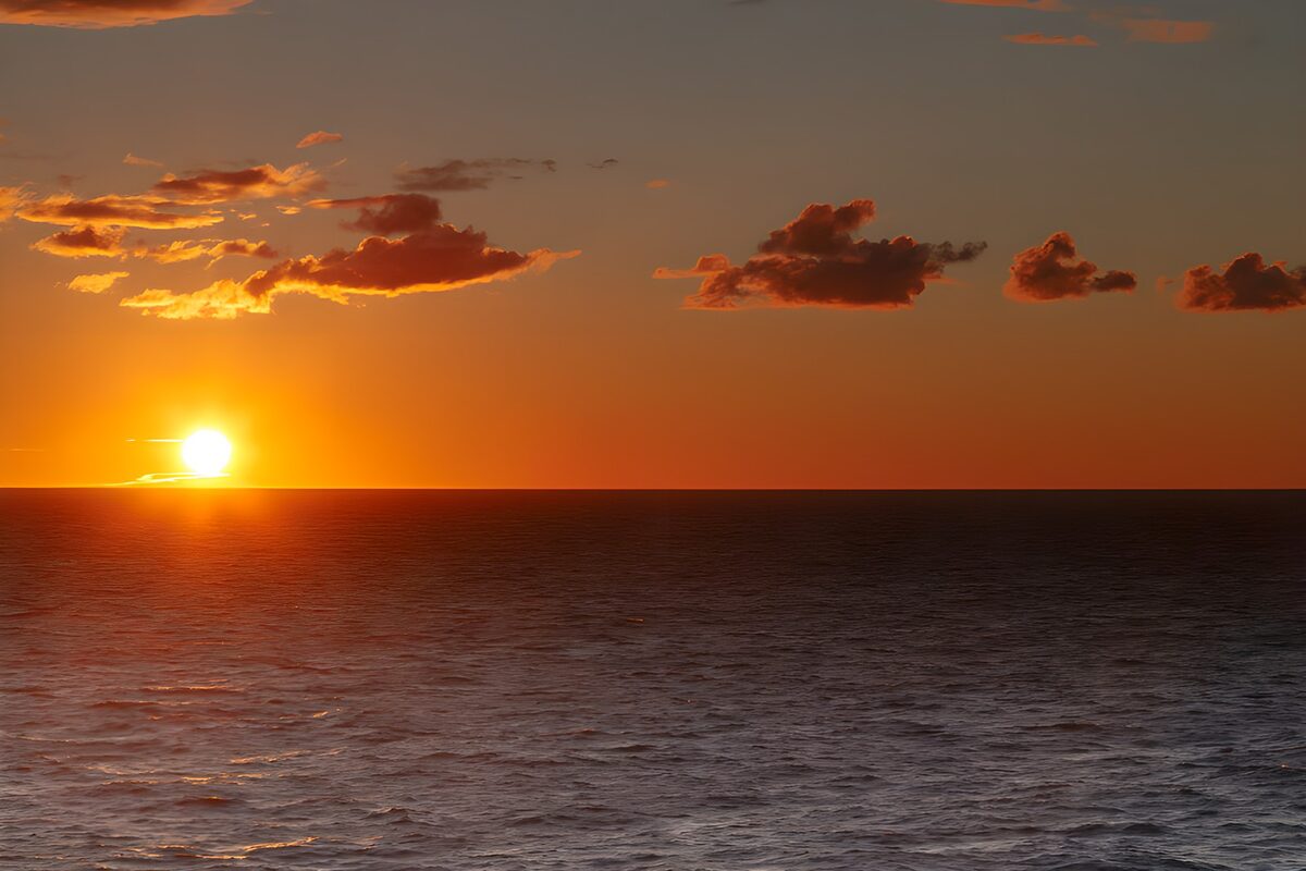 TPDE30366: Sonnenuntergang über dem Meer