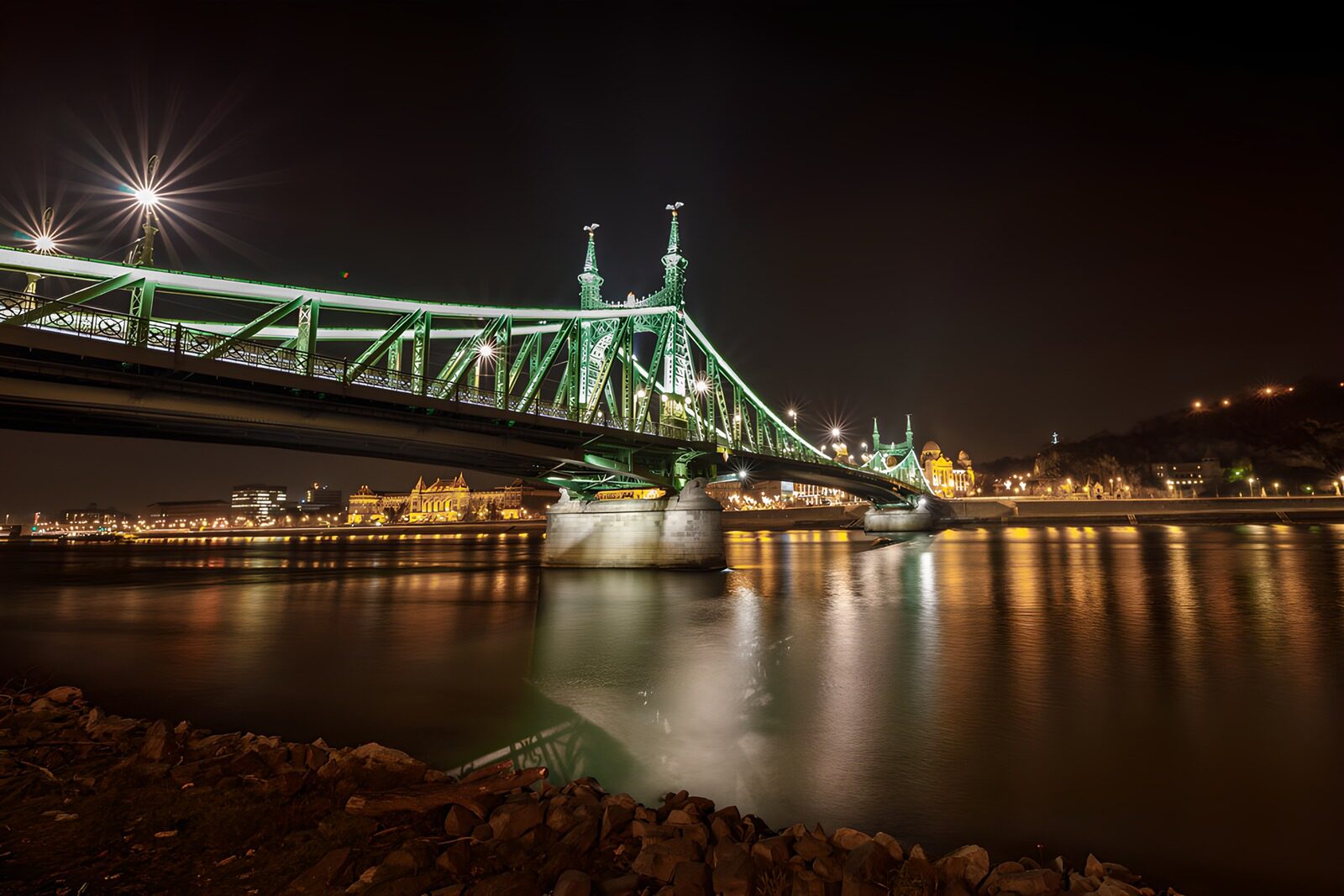 TPDE43710: Nachtansicht der Freiheitsbrücke in Budapest