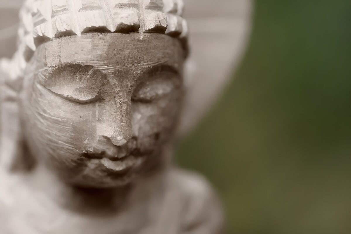 TPDE33664: Buddha-Statue aus Stein