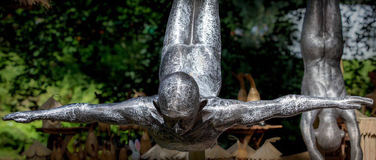 TPDE53452: Fliegende Figuren aus Metall