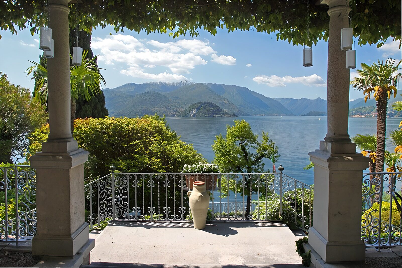 TPDE69469: Garten mit Blick auf den Comer See 