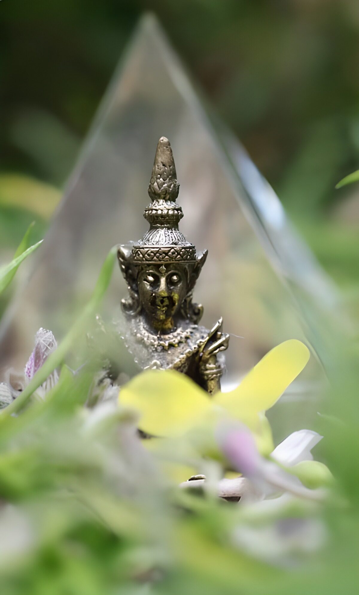 TPDE24485: mystische Buddha-Statue 